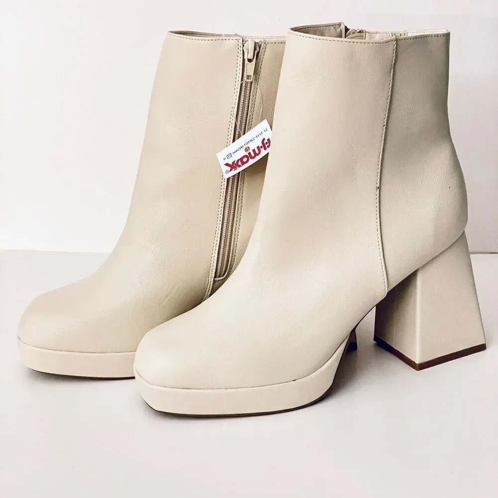 NWT Gorgeous Mari A 9.5 Bone White off Platform 4” Block Heel Ankle Boot Booties